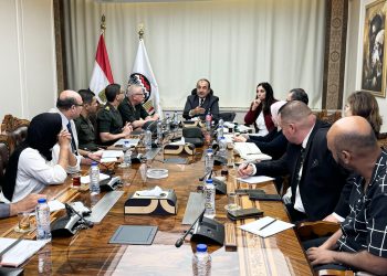 وزير قطاع يتابع مستجدات تنفيذ مشروع تطوير شركة مصر للغزل والنسيج وصباغي البيضا بكفر الدوار