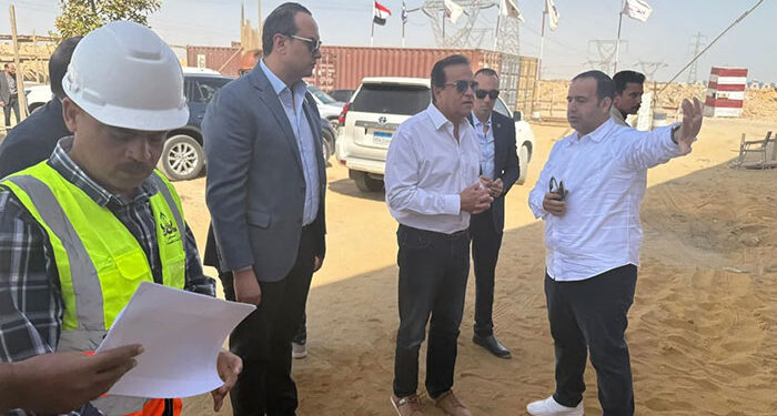 وزير الصحة يتفقد مشروع إنشاء مستشفى العين السخنة للطوارئ ويوجه بسرعة إنهاء الأعمال ودخول الخدمة