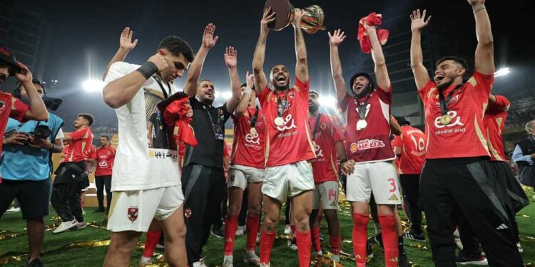 القنوات الناقلة لمباراة الأهلي والعين الإماراتي بكأس إنتركونتيننتال