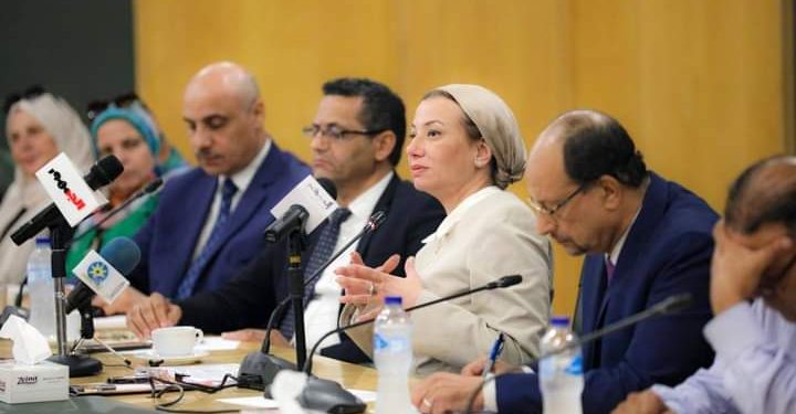 وزيرة البيئة: الملف البيئى اصبح ولأول مرة ضمن محور الأمن القومى ببرنامج الحكومة الجديد