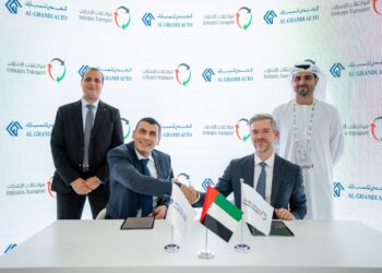 جيتكس 2024.. مواصلات الإمارات تعلن عن تجارب رائدة لشحن السيارات الكهربائية