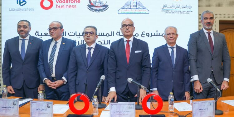 ڤودافون بيزنس: رقمنة 13 مستشفى جامعي بعين شمس