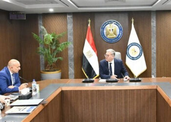 وزير البترول يلتقي أعضاء لجنة البترول والغاز بغرفة التجارة الأمريكية بالقاهرة
