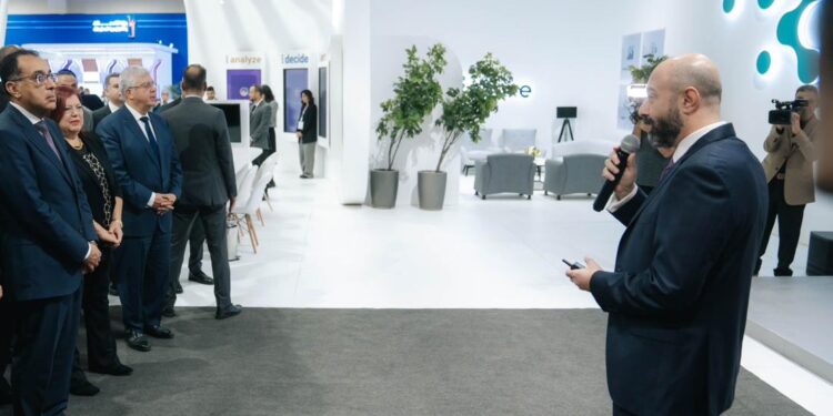 iscore تستعرض مستقبل تطبيقات البيانات في Cairo ICT’24