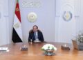 الرئيس السيسي يلتقي رئيس مجلس الوزراء ووزير الطيران