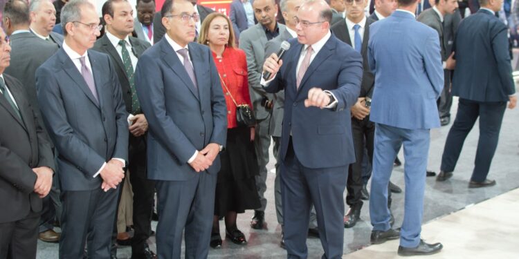 رئيس الهيئة العامة للرقابة المالية يشارك في افتتاح معرض القاهرة للتكنولوجيا Cairo ICT