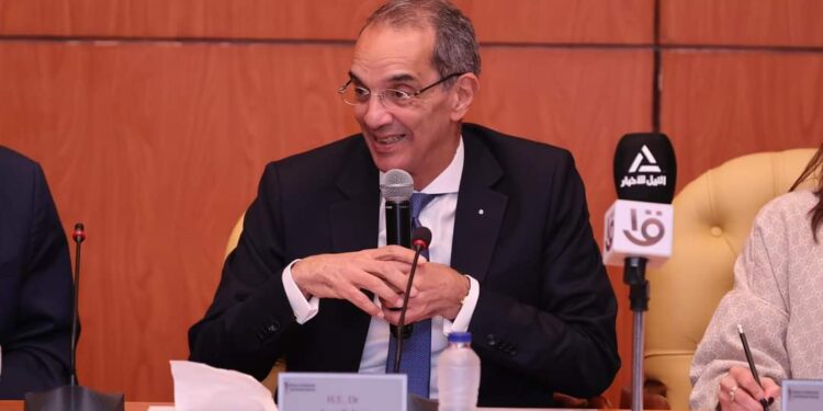 الاتصالات توضح دور التكنولوجيا في تحقيق التنمية المستدامة خلال مؤتمر المناخ COP29