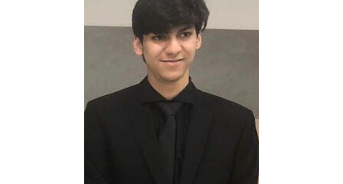 طالب بمصر للمعلوماتية يشارك ضمن وفد المفاوضين الشباب بمؤتمر المناخ cop29