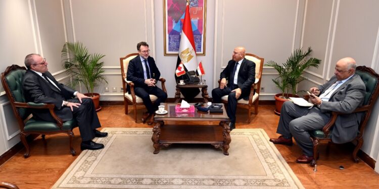 البنك الزراعي المصري يشارك في مؤتمر طريقك أخضر لدعم وتمويل مشروعات شباب الخريجين