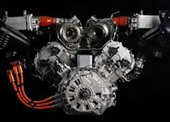 لامبورجيني تودع محركها الشهير V-10.. تفاصيل