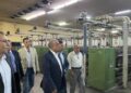 وزير قطاع الأعمال يتفقد مصانع شركة “مصر شبين الكوم للغزل والنسيج” بالمنوفية