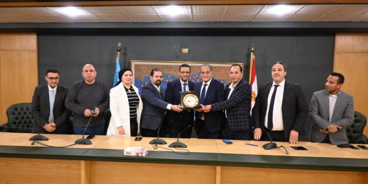 الصحفيين تُكرم الإعلامي أسامة كمال لاختياره عضوًا بالهيئة الوطنية للإعلام