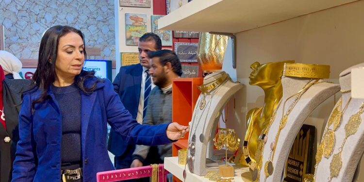 وزيرة التضامن الاجتماعي تتفقد جناح ” ديارنا” المشارك في معرض “تراثنا 2024”