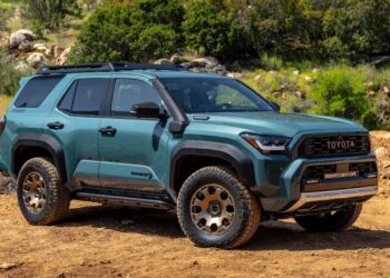 أسعار تويوتا 4 رانر 2025 في السوق السعودي