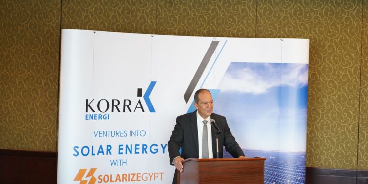 تعاون بين قرة إنرجي وسولاريز مصر لتعزيز التحول نحو الطاقة الخضراء