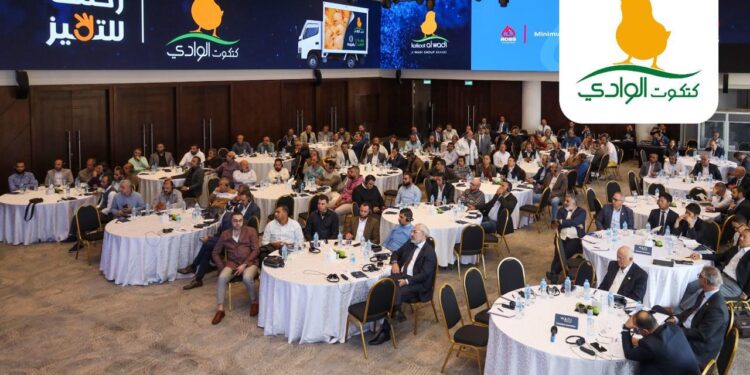 أكاديمية الوادي تستعرض أحدث استراتيجيات تحسين إدارة السلالات والإنتاج الداجني