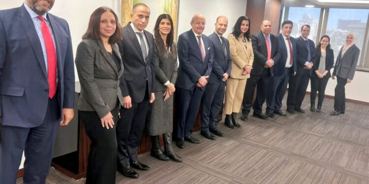 بنك التنمية الصناعية يوقع اتفاقية تعاون مع المعهد المصرفي المصري 