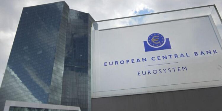 البنك المركزى الأوروبى يخفض أسعار الفائدة الرئيسية بمقدار 0.25 %