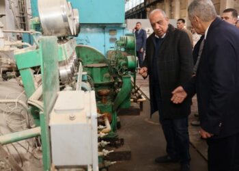 وزير الكهرباء فى زيارة ميدانية إلى محطة توليد كهرباء عتاقة البخارية بمحافظة السويس