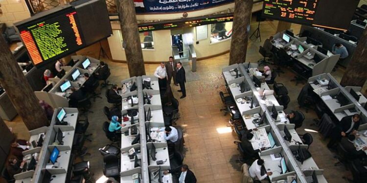 الأسهم الذهبية خلال ديسمبر.. 8 شركات ترتفع بنسبة تفوق 30% فى 30 يوما