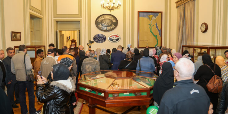 بالصور.. “متحف البريد المصري”.. يشهد إقبالاً كبيرًا من الزائرين في “عيد البريد”