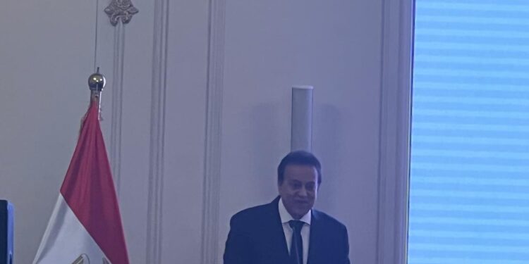 وزير الصحة: 22% من طلاب المدارس يعانون من التقزم.. و”بل” تقدم 250 ألف وجبة مدرسية