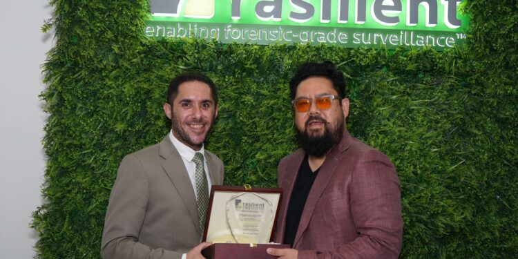 IoT Misr تفوز بجائزة Rasilient لأفضل شريك استراتيجي في المدن الذكية لعام 2024