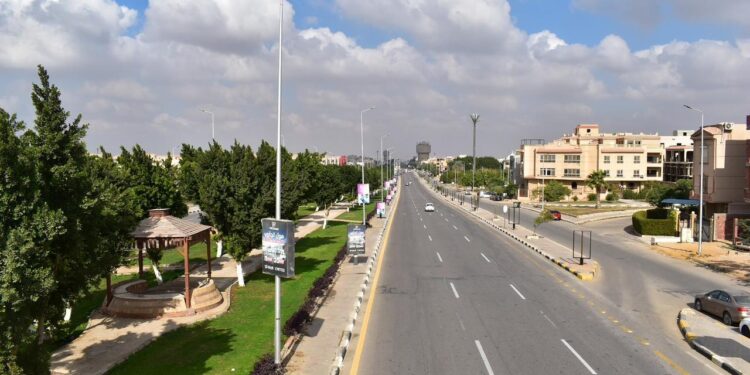 وزير الإسكان يستعرض إنجازات جهاز مدينة الشروق خلال  “2024”