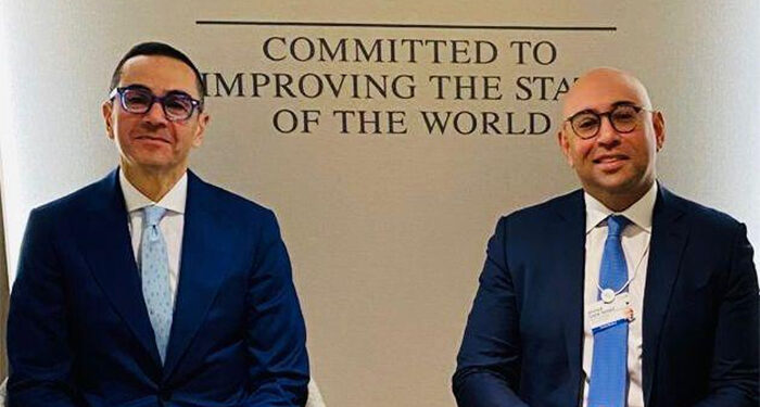 وزير الاستثمار يلتقى الرئيس التنفيذي لمجموعة ماجد الفطيم الإماراتية