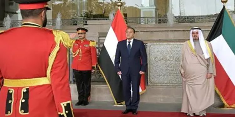 مراسم استقبال رسمية لرئيس الوزراء بتشريف نظيره الكويتي