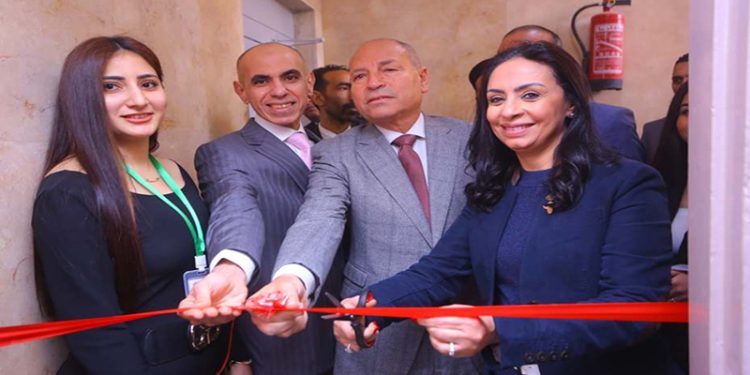 وزيرة التضامن ومحافظ القاهرة يفتتحان دار المغتربات بمجمع خدمات جمعية  السيدة العذراء مريم بالمحمودي