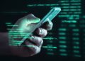 تطبيقات ضارة تعرضك للاختراق وسرقة أموالك على هاتفك الآيفون.. ماهى؟