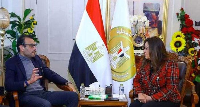 وزيرة التنمية المحلية تلتقي مع الرئيس التنفيذي لبنك الطعام المصري لبحث تعزيز التعاون المشترك بين الجانين