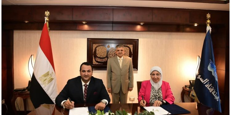 توقيع بروتوكول تعاون بين «هيئة قناة السويس» و«الهندسية المصرية» لبدء طرح وحدات سكنية بالحي الأول في «الإسماعيلية الجديدة»