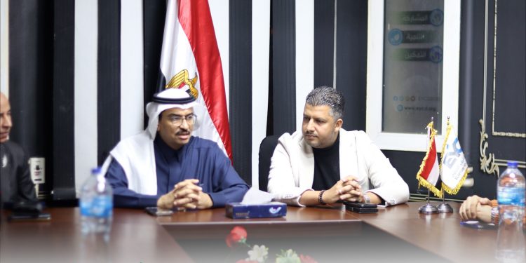 مجلس الشباب المصري يكرّم رئيس اللجنة الوطنية للجان العماليّة بالمملكة العربية السعودية