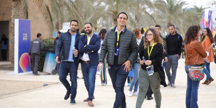 إطلاق النسخة الأولى من رايز آب للذكاء الاصطناعي
