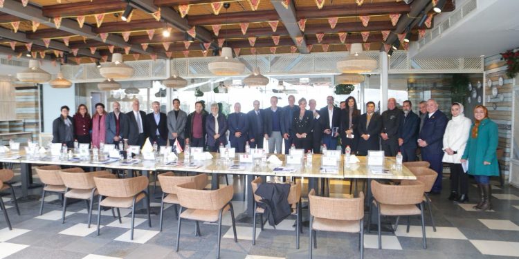 جمعية رجال أعمال إسكندرية تبحث مع سفراء دول أمريكا اللاتينية فرص التعاون التجاري والاستثماري