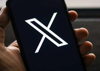 عطل يضرب منصة التغريدات X