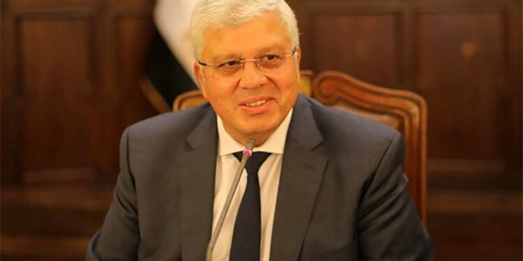 وزير التعليم العالي يوجه برفع درجة الاستعداد بالمستشفيات الجامعية خلال عيد الفطر