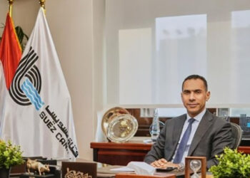 بنك قناة السويس يقدم عدة خدمات عبر تطبيق “SCB Mobile” الرقمي .. تعرف عليها