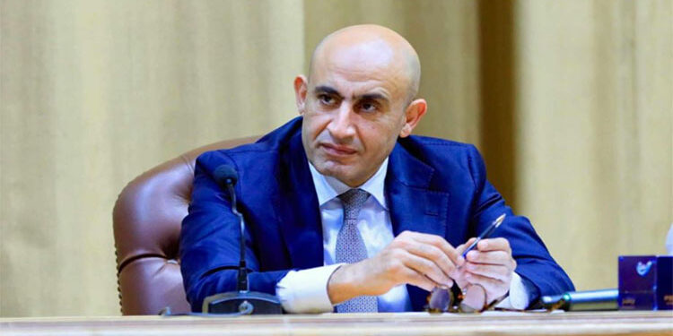 وزير التعليم يعقد لقاء مع ٣٧٣ معلما من المرشحين للالتحاق بالدورة الثانية ضمن المبادرة الرئاسية “١٠٠٠ مدير مدرسة”