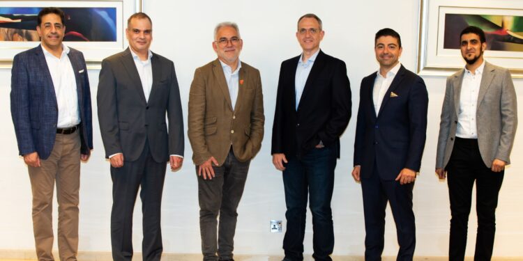 جينيسيس وتكنولدج تمهّدان الطريق لتحقيق تحوّل في تجارب العملاء المدعومة بالذكاء الاصطناعي