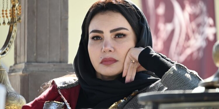 دينا فؤاد تتصدى لسهر الصايغ وتفرض سيطرتها فى الحلقة 13 بمسلسل “حكيم باشا”