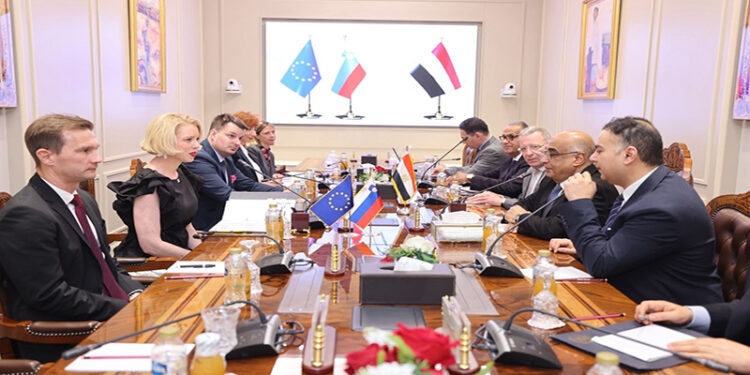 وزير العدل يستقبل رئيسة البرلمان السلوفيني وسفير جمهورية سلوفينيا بالقاهرة لبحث سبل التعاون بين البلدين