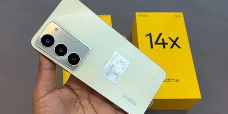 هواتف ريلمي جديدة تغزو الأسواق