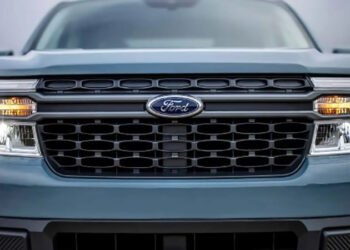 فورد في ورطة.. 40 عملية استدعاء كبرى في عام واحد