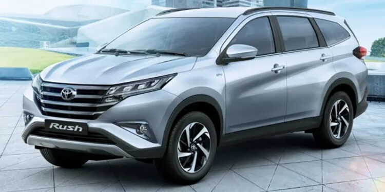 أسعار ومواصفات تويوتا راش 2025 في السعودية