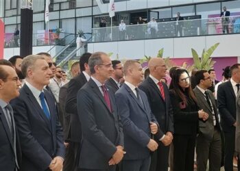 وزير الاتصالات : مصر تجهز نصف مليون شاب لسوق التكنولوجيا والتعهيد العالمي