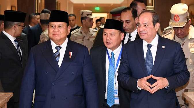 الرئيس السيسى ونظيره الإندونيسى يؤكدان ضرورة بدء عملية إعادة إعمار غزة دون تهجير