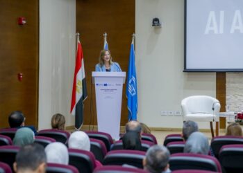 بالتعاون بين “الاتصالات” و”اليونسكو”: فعالية الذكاء الاصطناعي والمجتمع